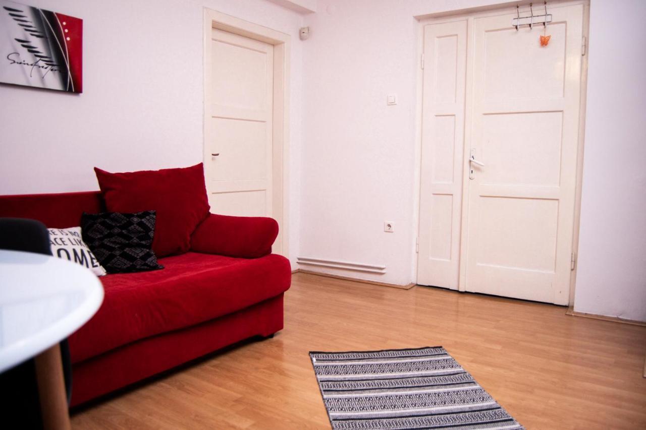 Butterfly Apartment-Hidden Gem In The Heart Of Targu Mures Ngoại thất bức ảnh